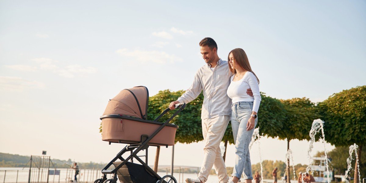 The Evolution and Importance of Push Chairs and Prams in Modern Parenting