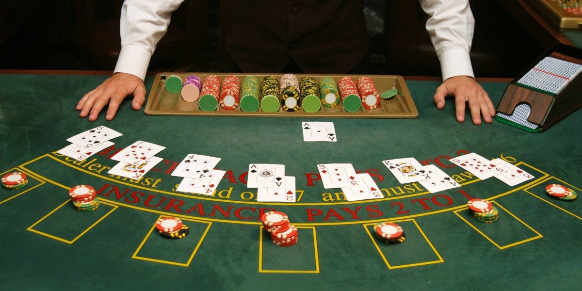 The Evolution of Baccarat Sites: From Traditional Casinos to Digital Platforms