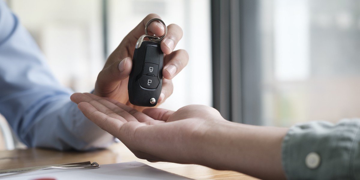 Unlocking Solutions: The Role of Car Key Locksmiths in Your Neighborhood